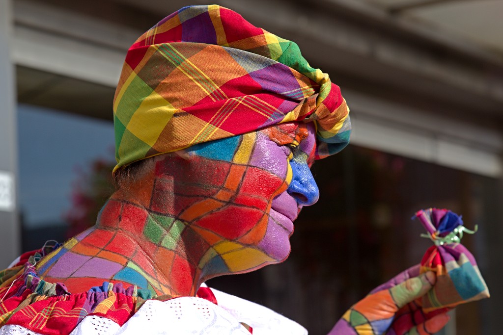 living statue levend standbeeld evenement event festival festiviteit kunst art straatkunst streetart artiest beeld beeldhouwwerk sculpture sculptuur